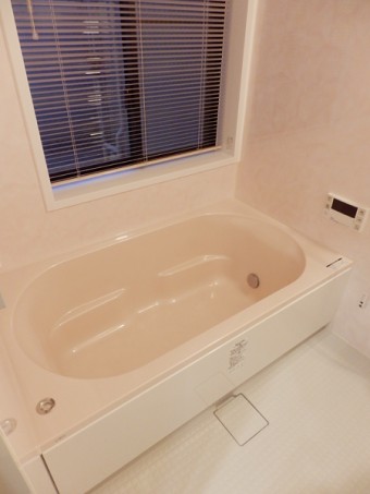 夢見る空間を内装から―ヨーロピアンテイストの寝室